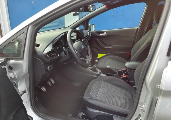 Ford Fiesta cena 62500 przebieg: 46000, rok produkcji 2020 z Kostrzyn małe 466